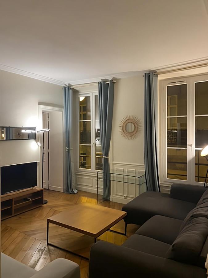 Spacious Apartment Next To Place Vendome Paris Dış mekan fotoğraf