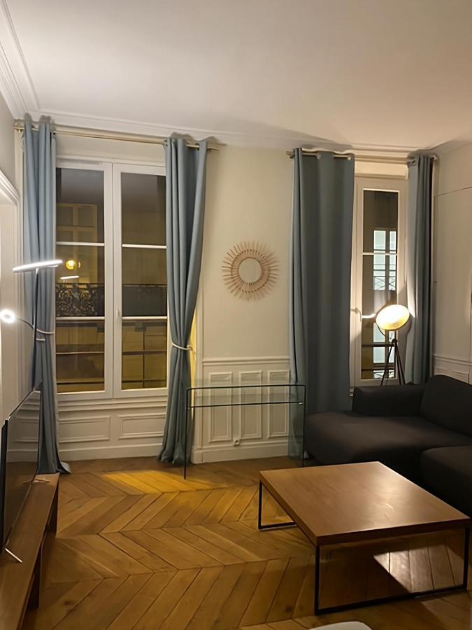 Spacious Apartment Next To Place Vendome Paris Dış mekan fotoğraf